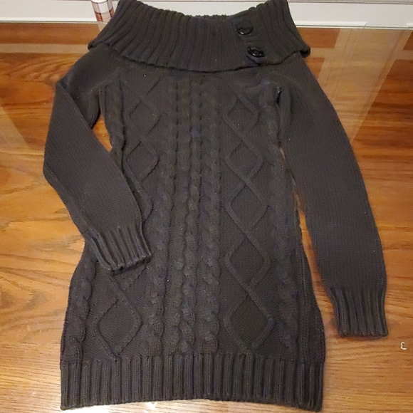 Guess Sweaters - Guess Black Off Shoulder Cable Knit Sweater Sz SM